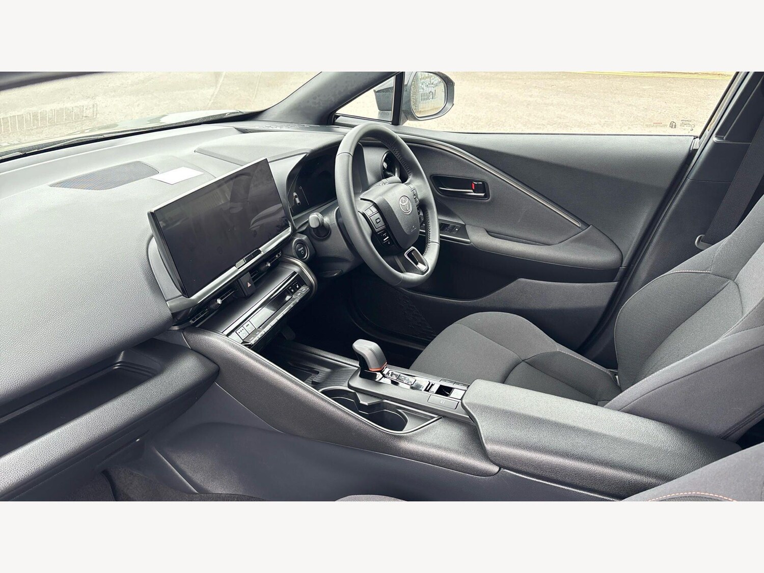 Used Toyota C-HR 2025 for sale - 78047705: Photo 12