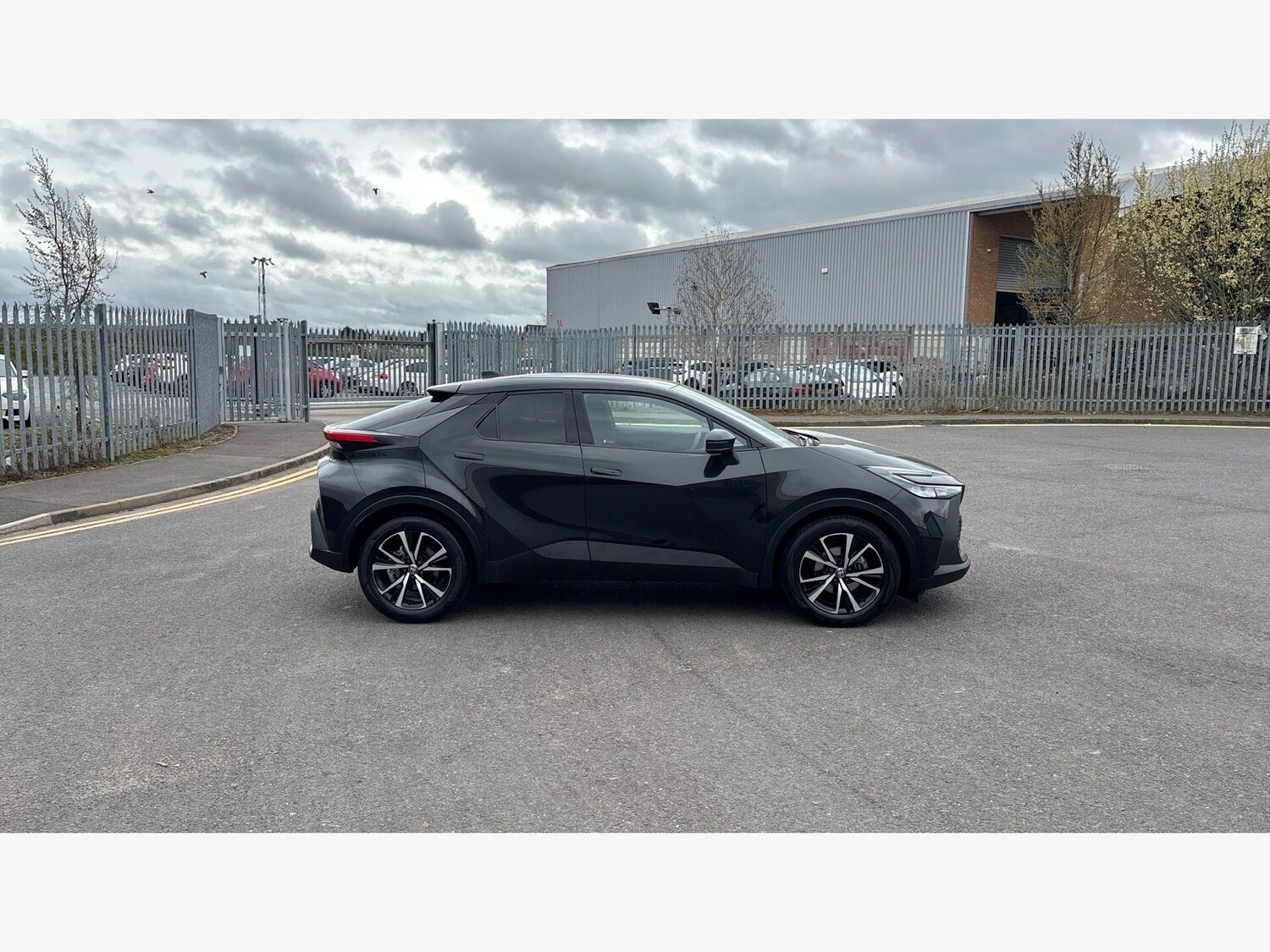 Used Toyota C-HR 2025 for sale - 78047705: Photo 18