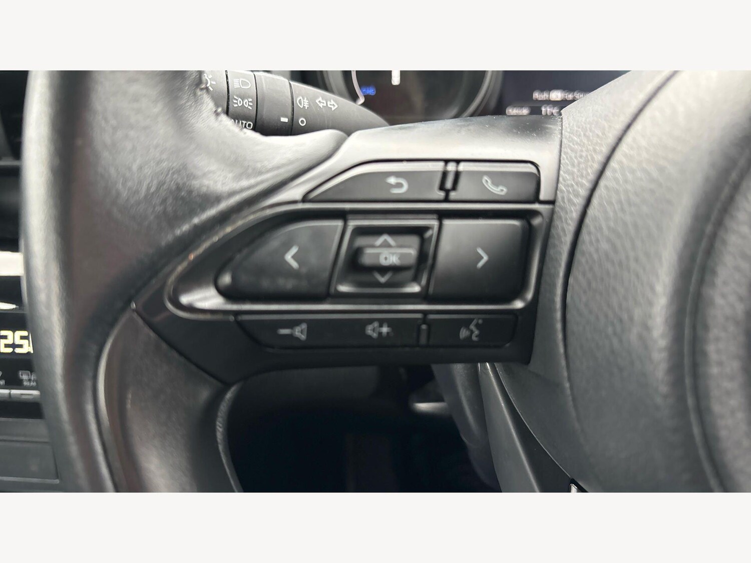 Used Toyota Yaris Cross for sale - 77722778: Photo 24