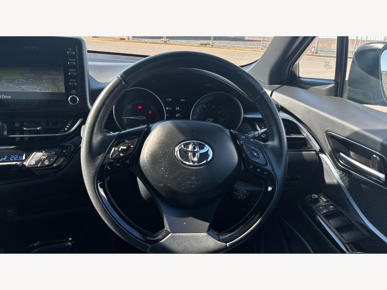 Used Toyota C-HR for sale - 77969988: Photo 8