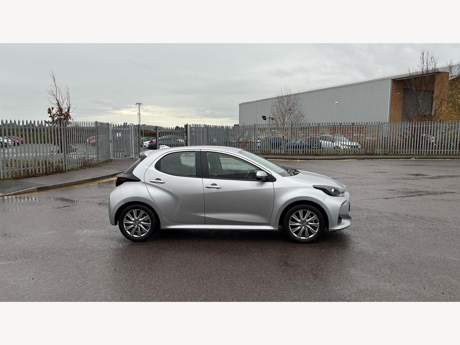 Used Toyota Yaris 2022 for sale - 77120858: Photo 18