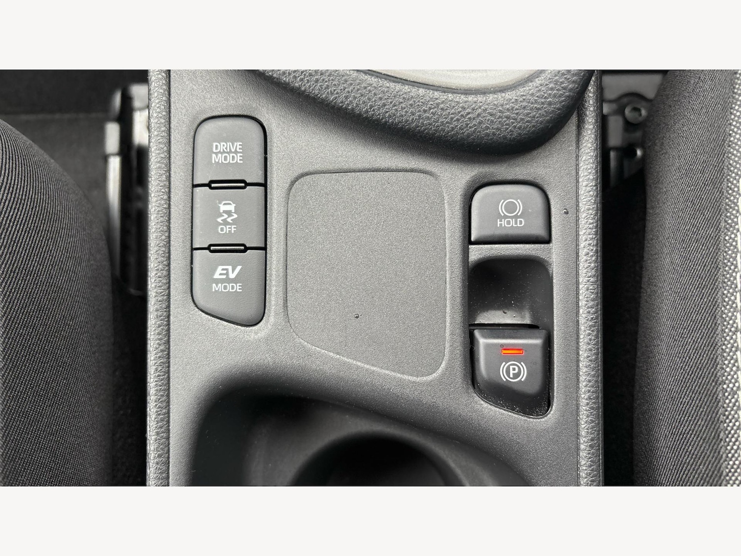 Used Toyota Yaris 2022 for sale - 77120858: Photo 26