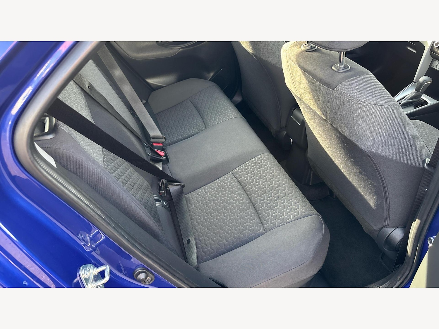 Used Toyota Yaris Cross 2021 for sale - 76607950: Photo 14