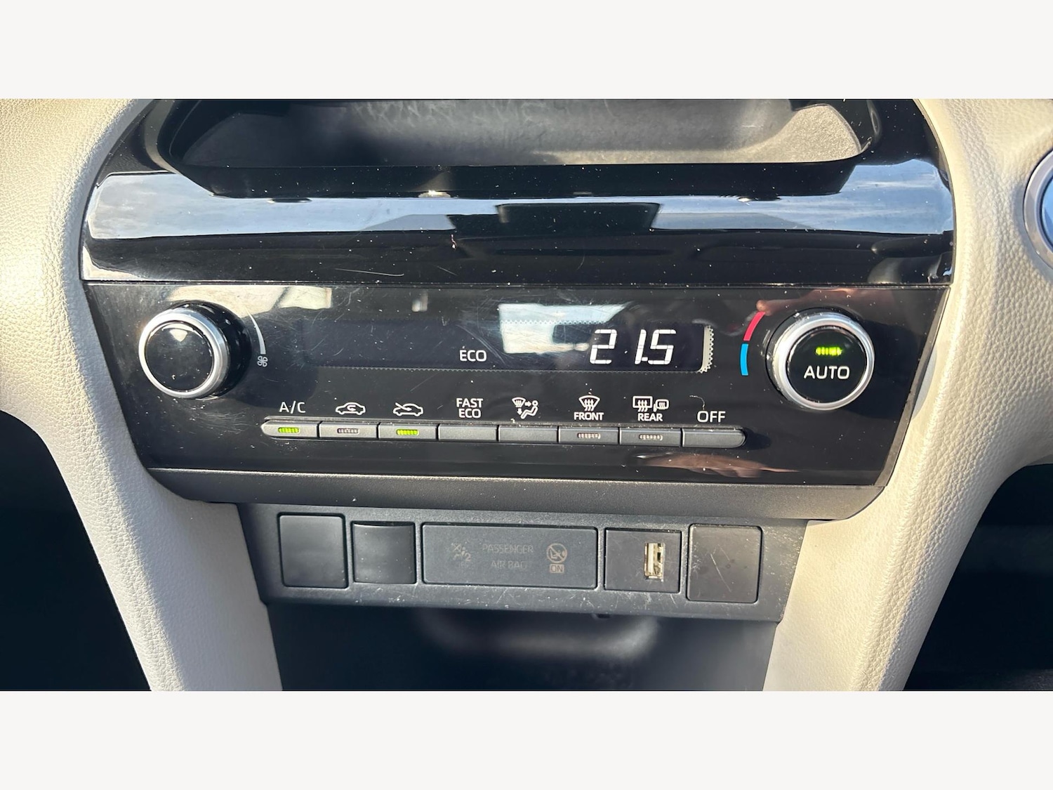 Used Toyota Yaris Cross 2021 for sale - 76607950: Photo 23