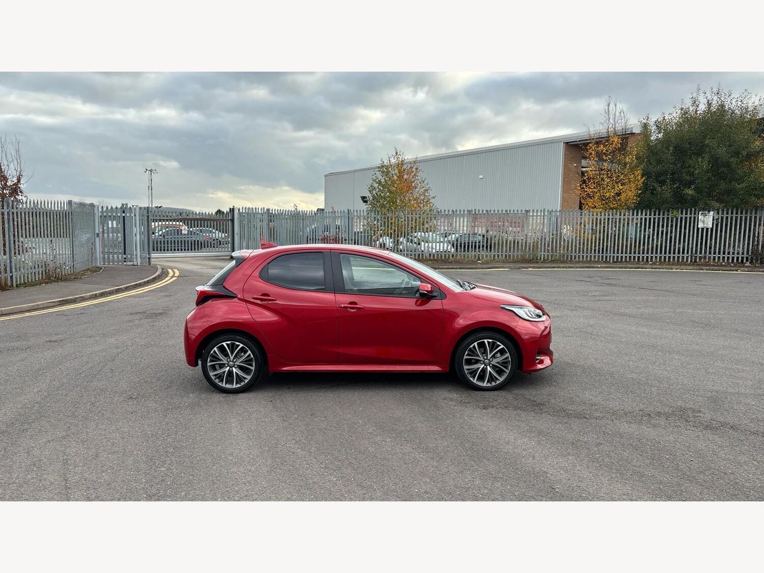 Used Toyota Yaris 2024 for sale - 76537607: Photo 18