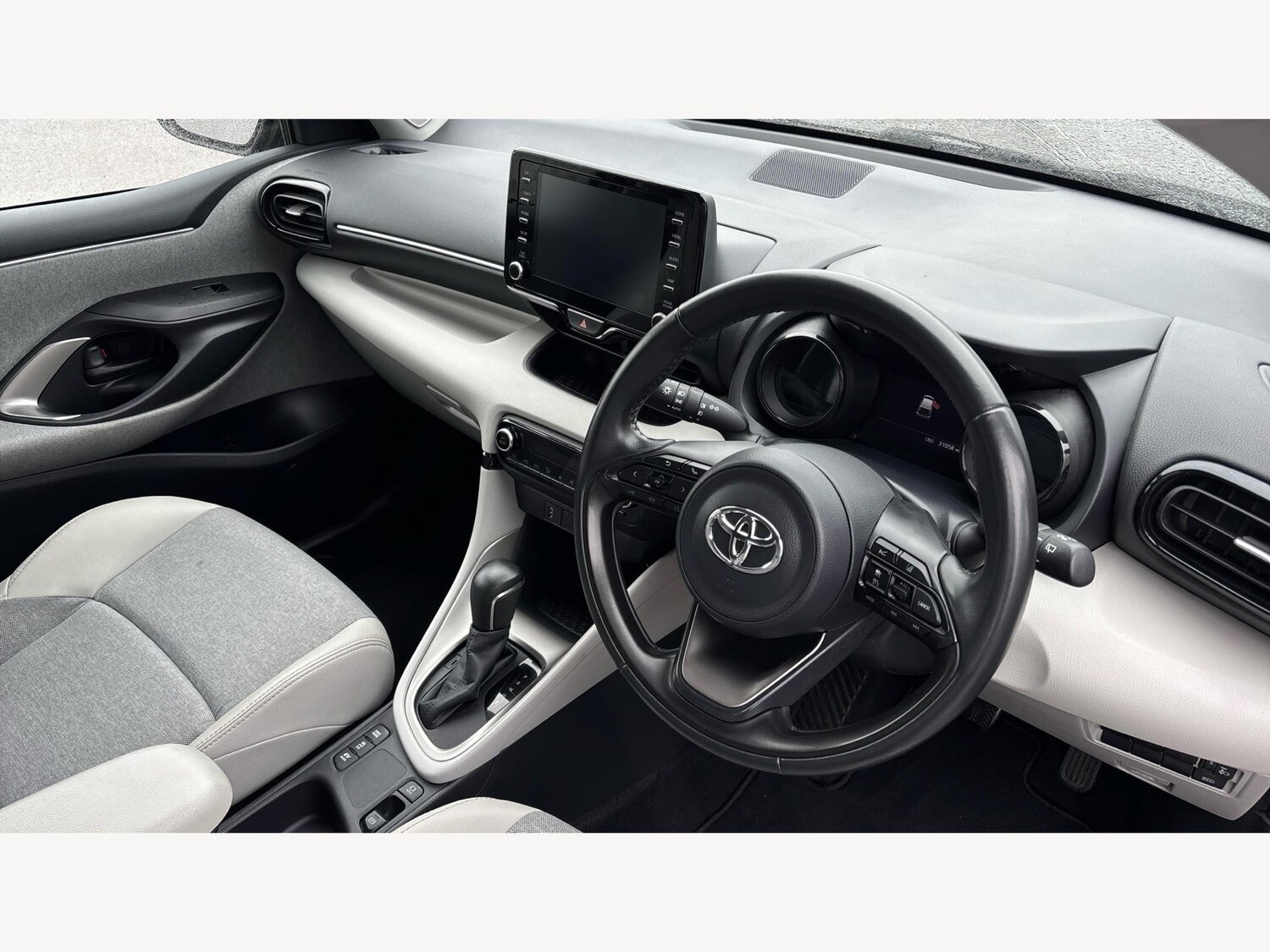 Used Toyota Yaris 2020 for sale - 77523705: Photo 13