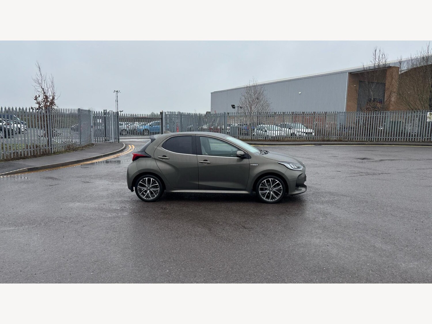 Used Toyota Yaris 2020 for sale - 77523705: Photo 18