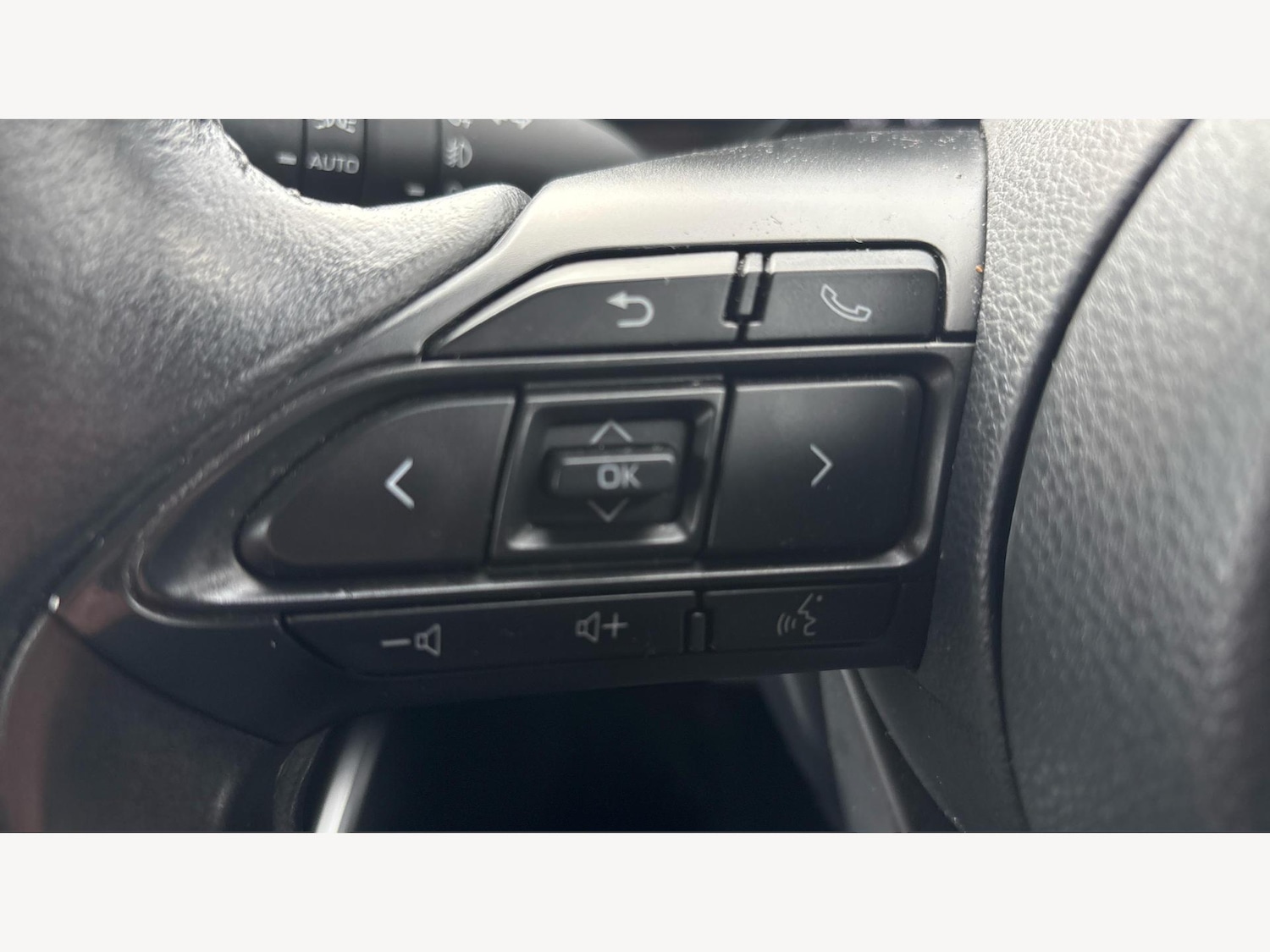 Used Toyota Yaris 2022 for sale - 77081483: Photo 24