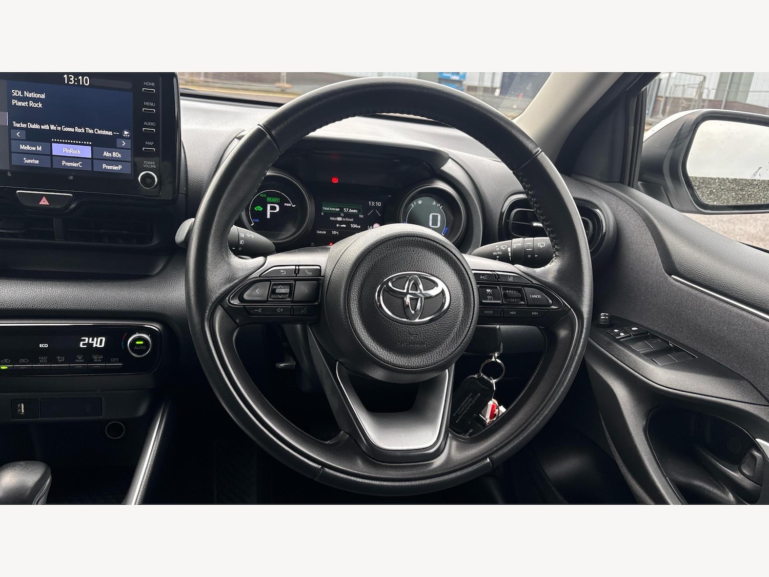 Used Toyota Yaris 2022 for sale - 77081483: Photo 8