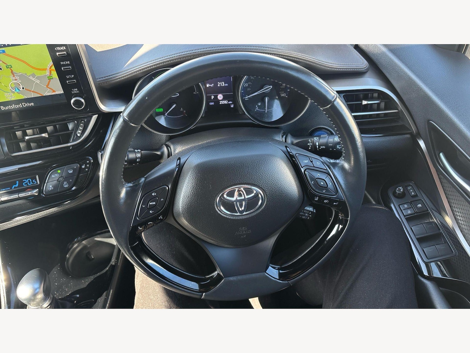 Used Toyota C-HR for sale - 77957529: Photo 10