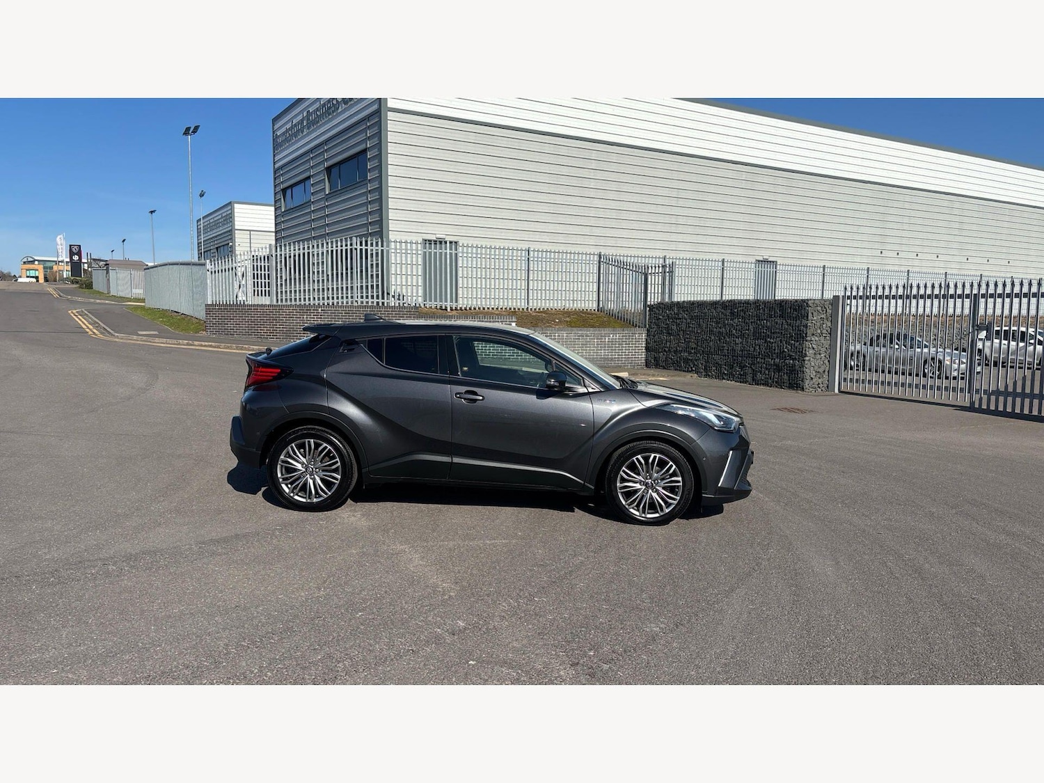 Used Toyota C-HR for sale - 77957529: Photo 18