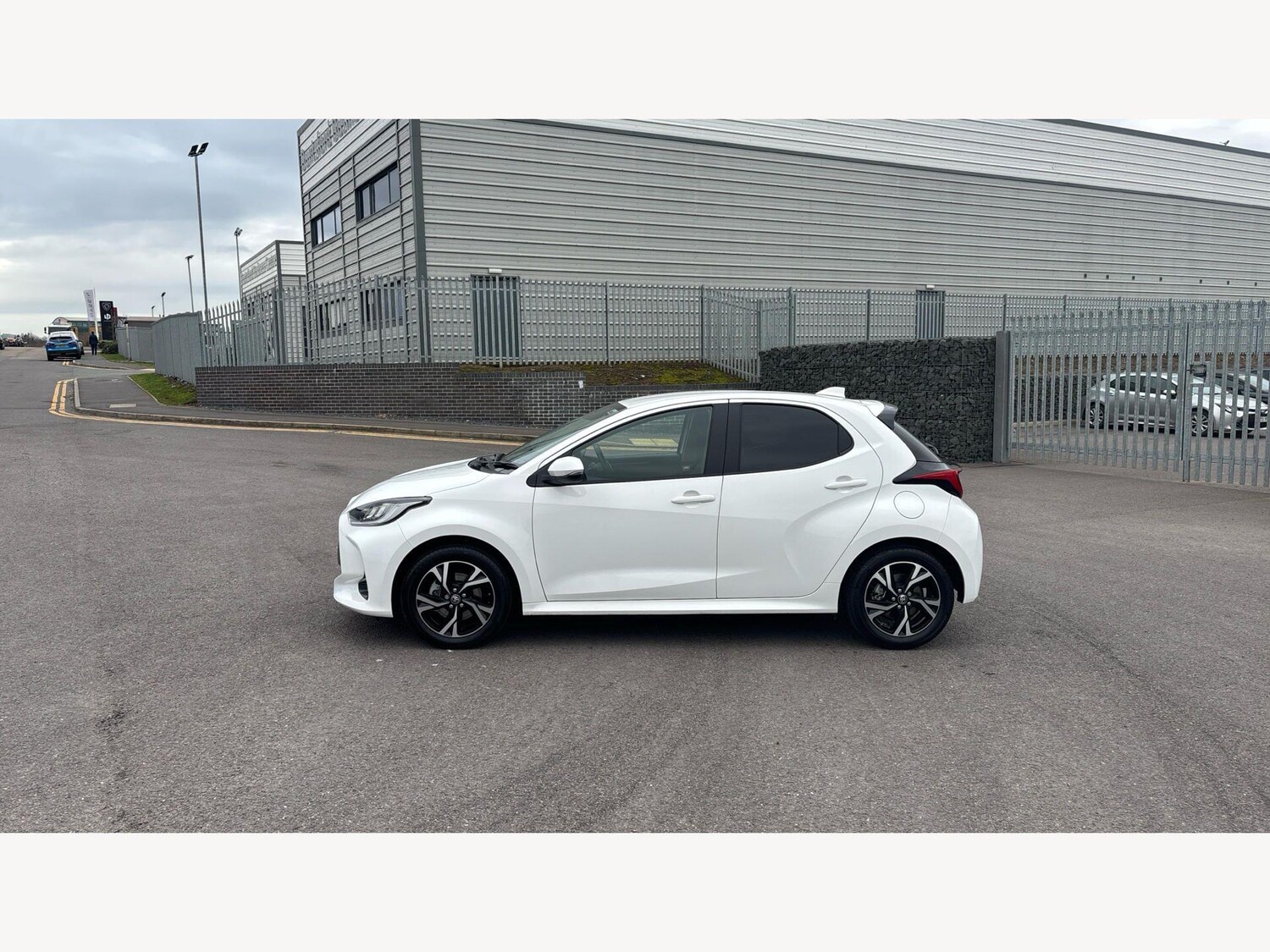 Used Toyota Yaris for sale - 77753316: Photo 19