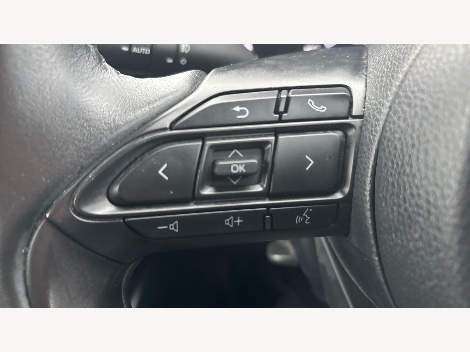 Used Toyota Yaris for sale - 77753316: Photo 24