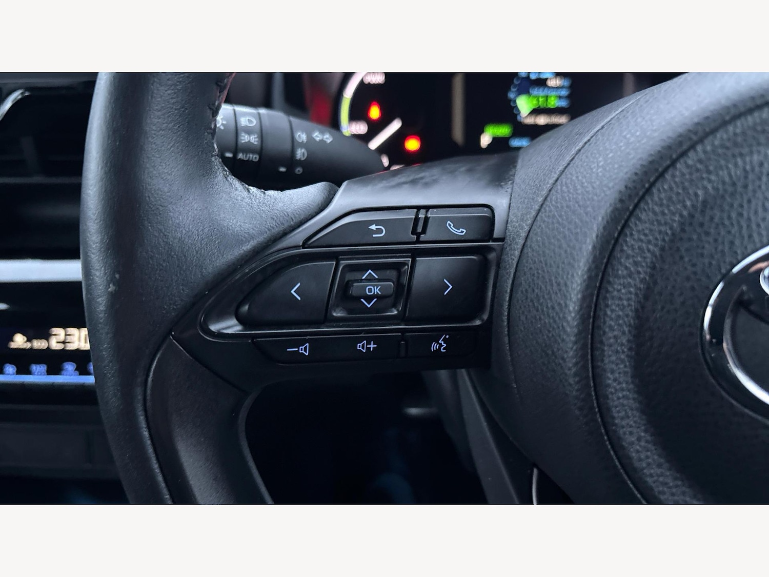 Used Toyota Yaris Cross 2023 for sale - 77066433: Photo 24