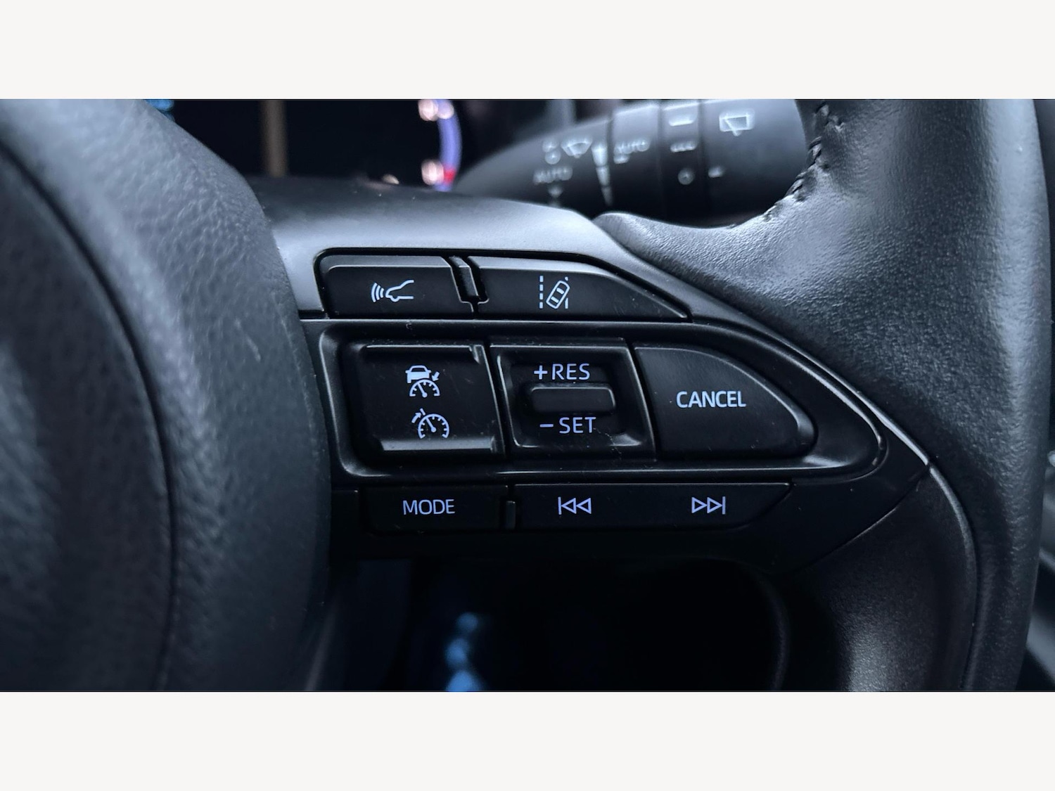 Used Toyota Yaris Cross 2023 for sale - 77066433: Photo 25