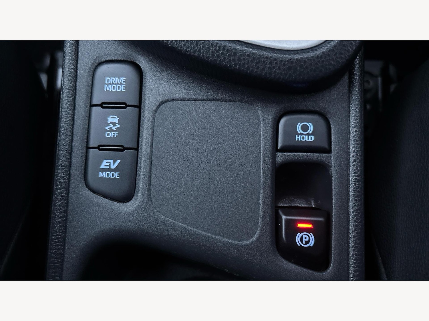 Used Toyota Yaris Cross 2023 for sale - 77066433: Photo 26