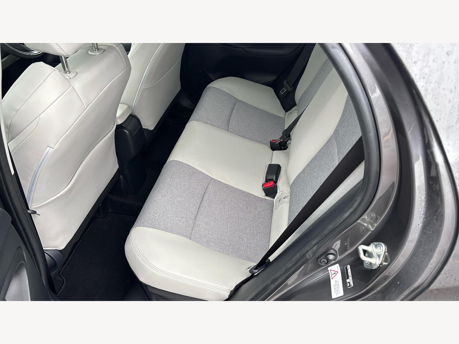 Used Toyota Yaris 2022 for sale - 77344661: Photo 15