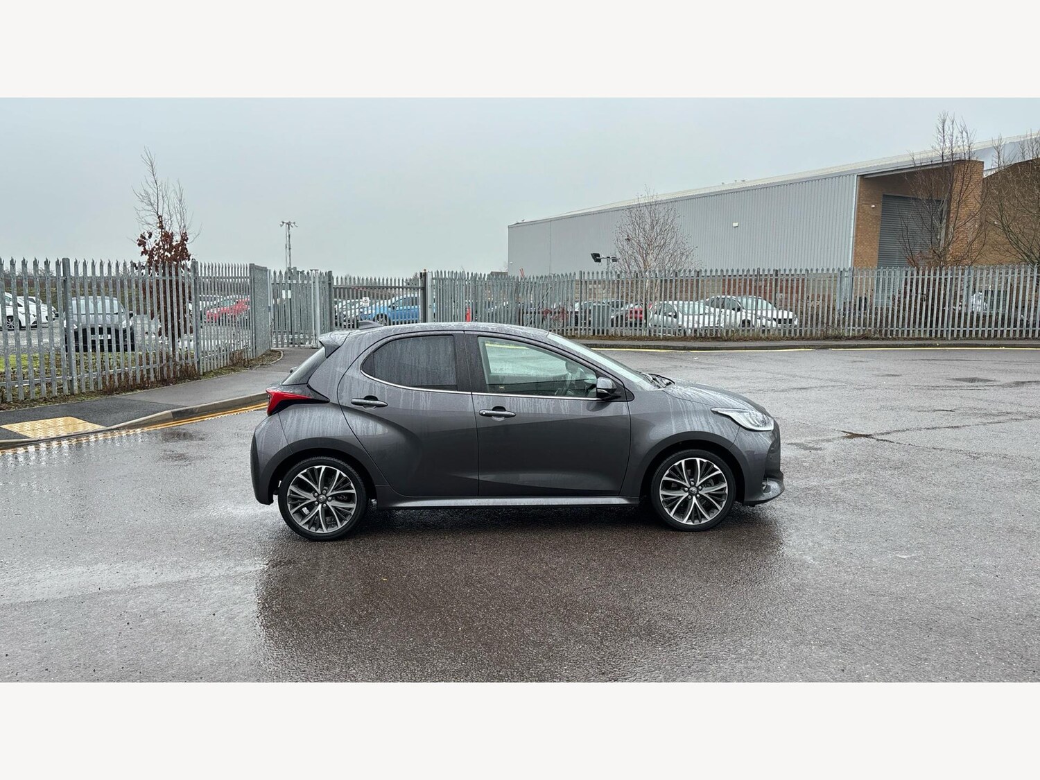 Used Toyota Yaris 2022 for sale - 77344661: Photo 18