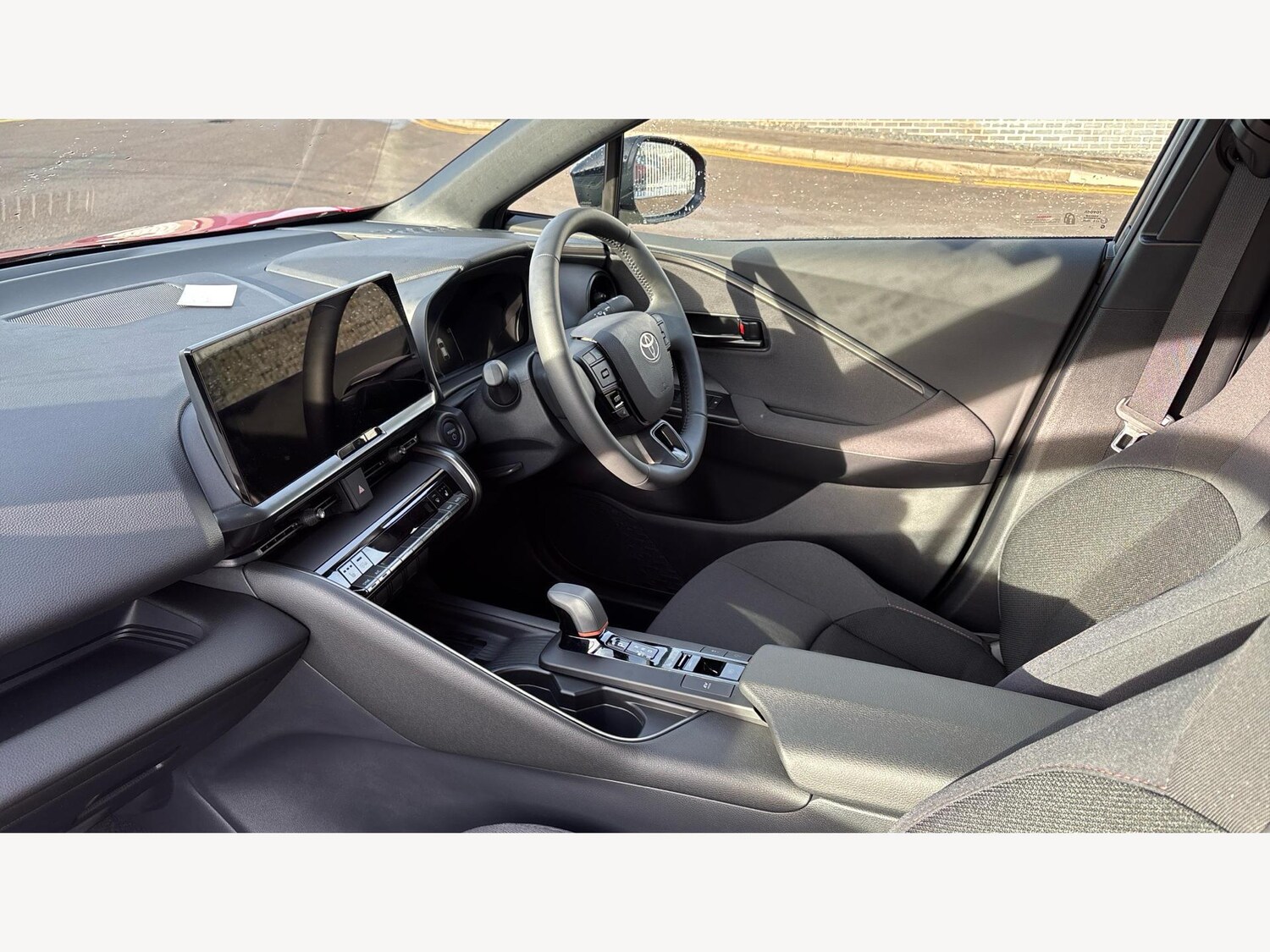 Used Toyota C-HR 2025 for sale - 77290940: Photo 12
