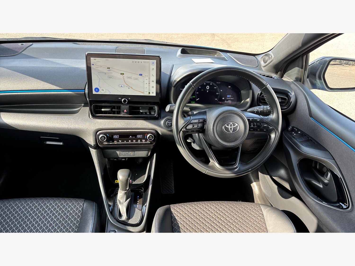 Used Toyota Yaris for sale - 77924836: Photo 7