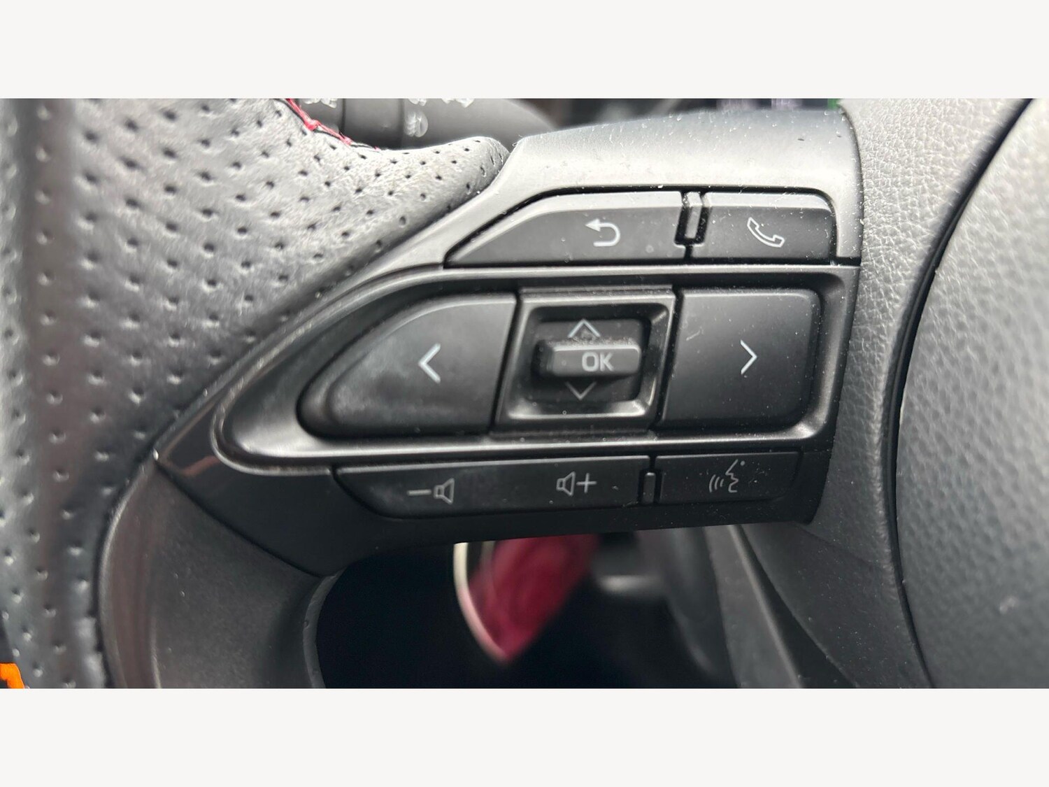 Used Toyota Yaris 2023 for sale - 77908414: Photo 24