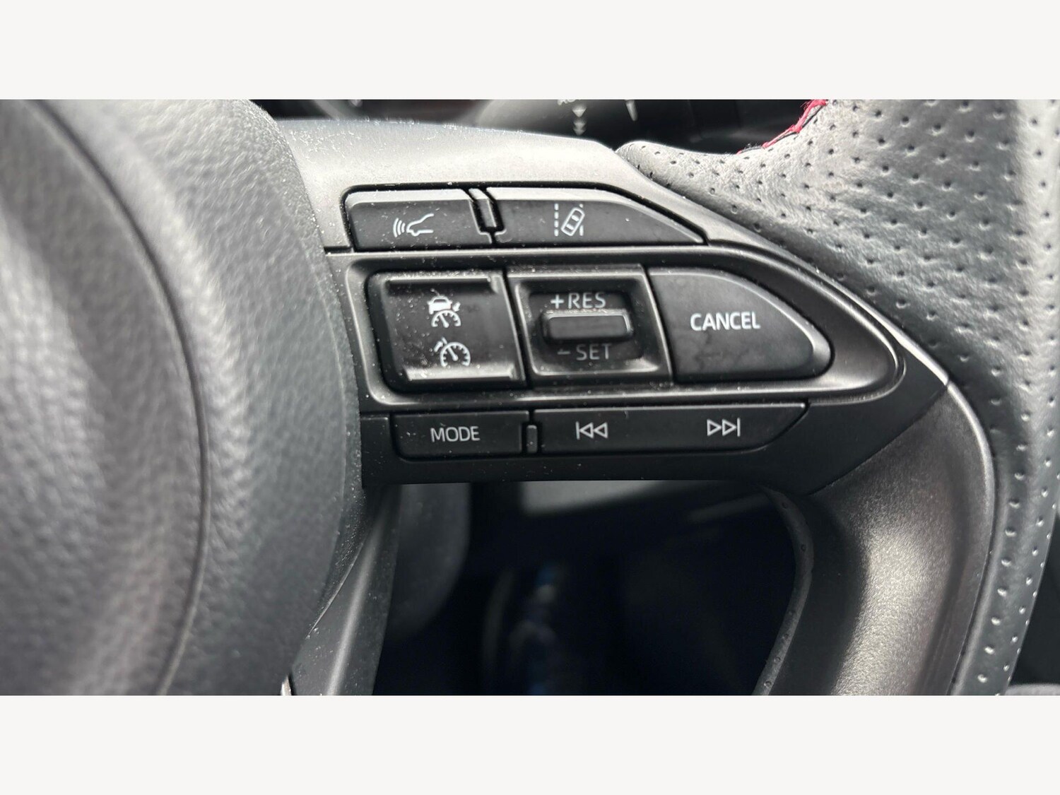 Used Toyota Yaris 2023 for sale - 77908414: Photo 25