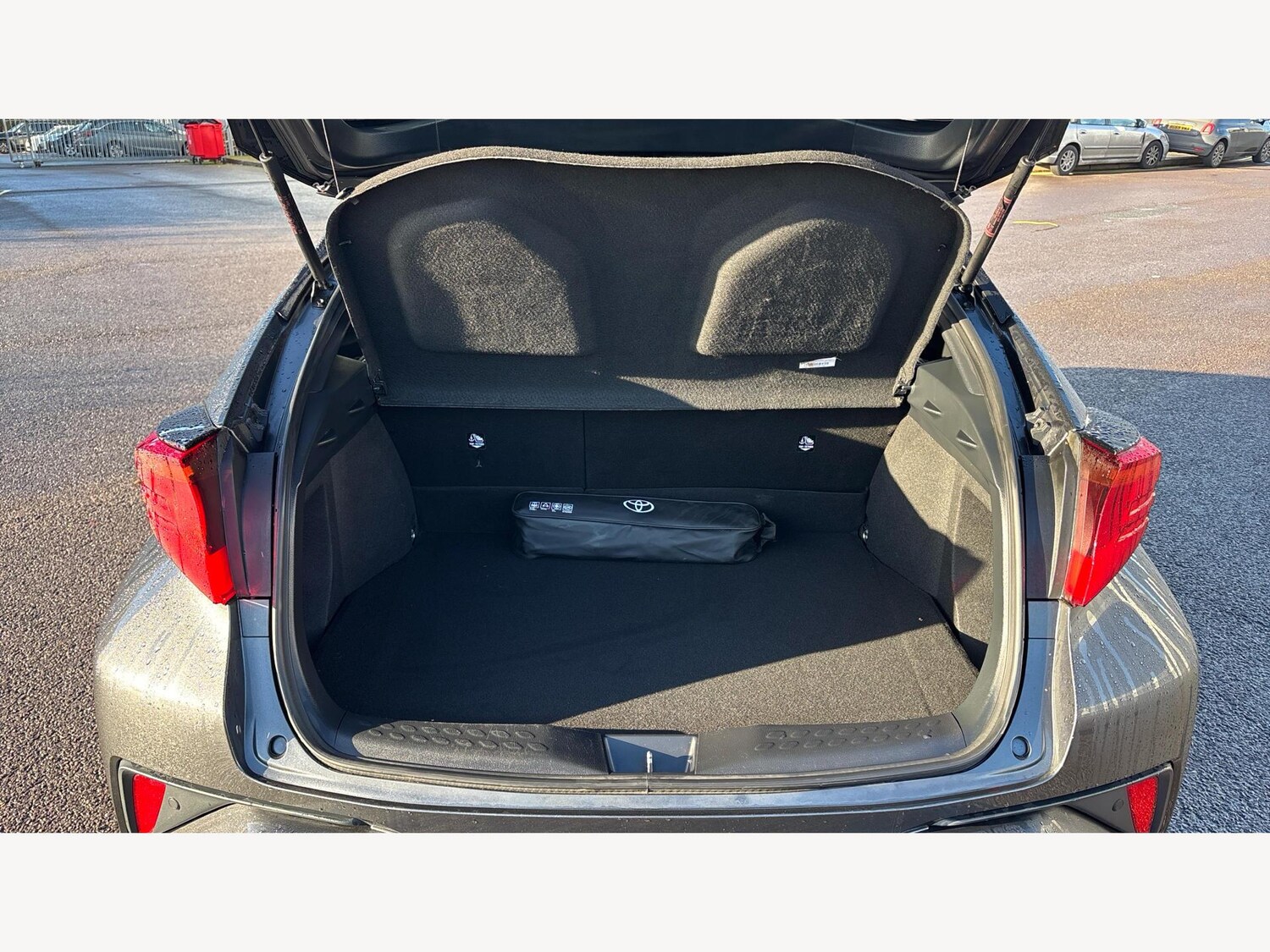 Used Toyota C-HR 2023 for sale - 77066568: Photo 16