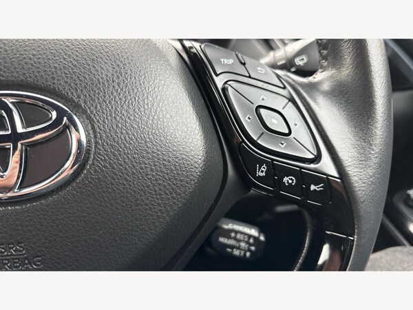 Used Toyota C-HR 2020 for sale - 76326776: Photo 25