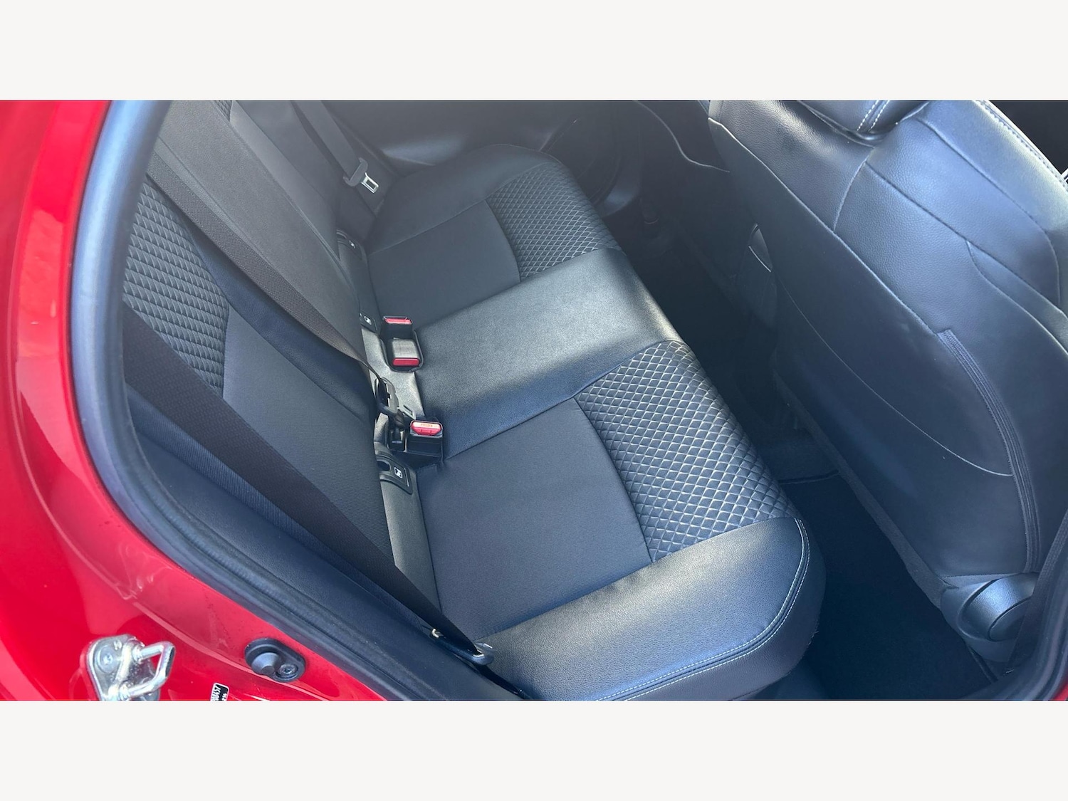 Used Toyota Yaris 2022 for sale - 77455658: Photo 14