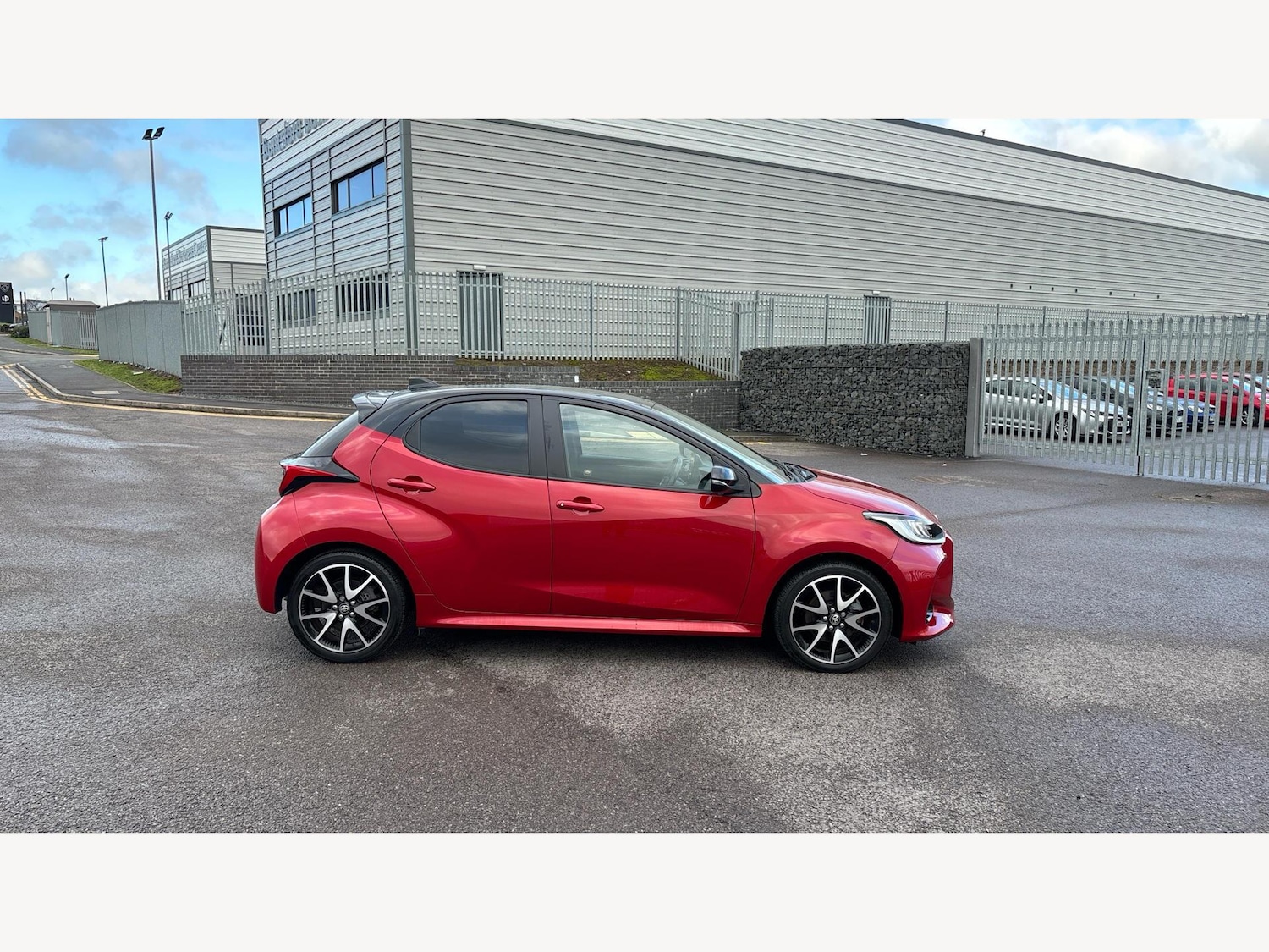 Used Toyota Yaris 2022 for sale - 77455658: Photo 18