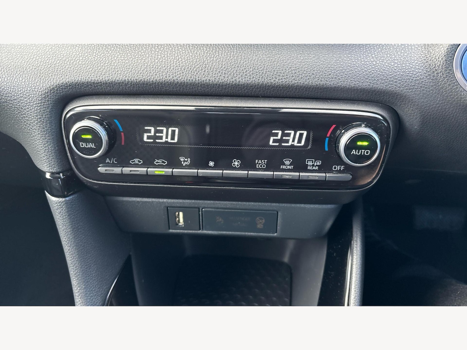 Used Toyota Yaris 2022 for sale - 77455658: Photo 23