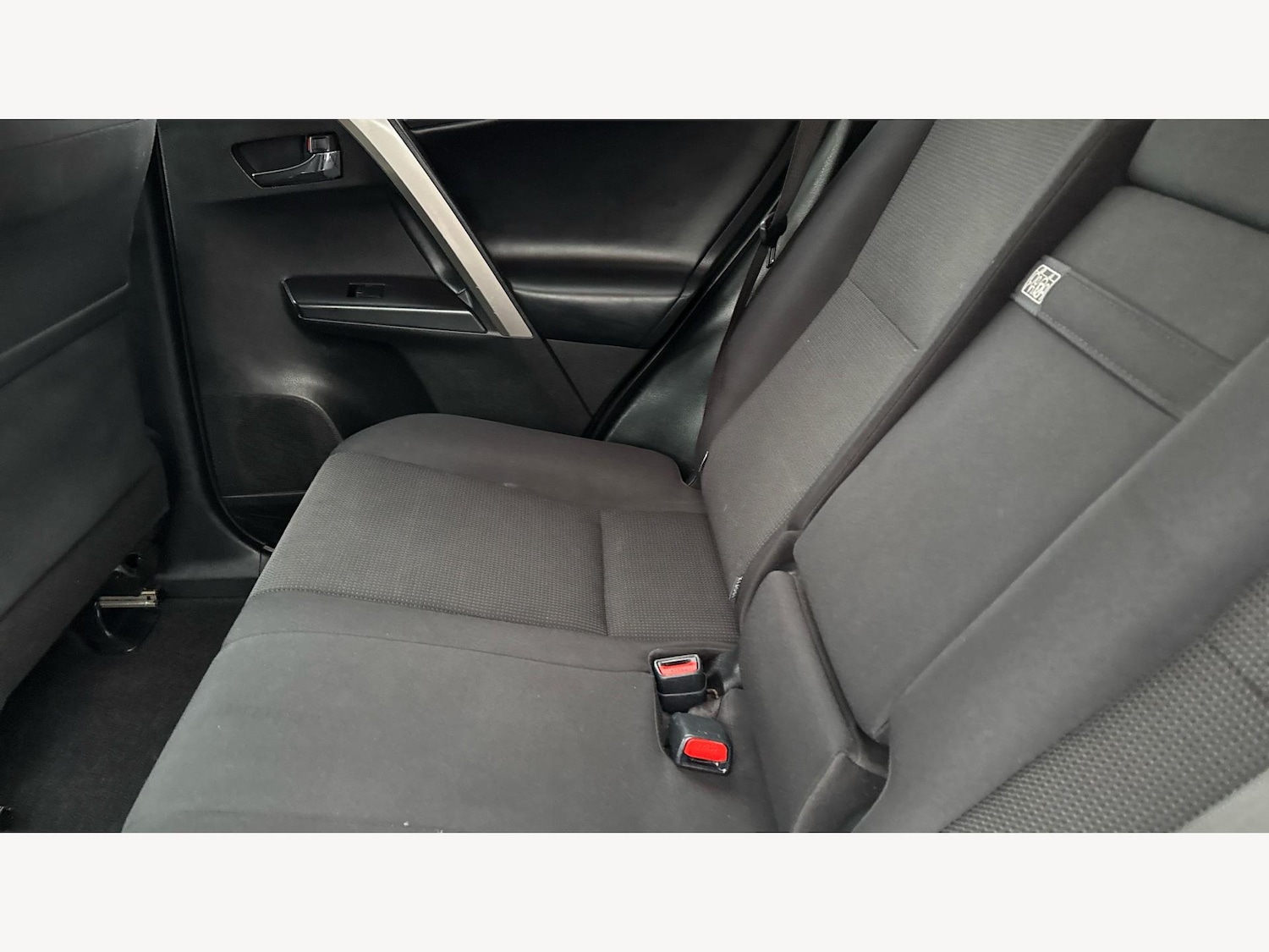 Used Toyota RAV4 2018 for sale - 77331308: Photo 15