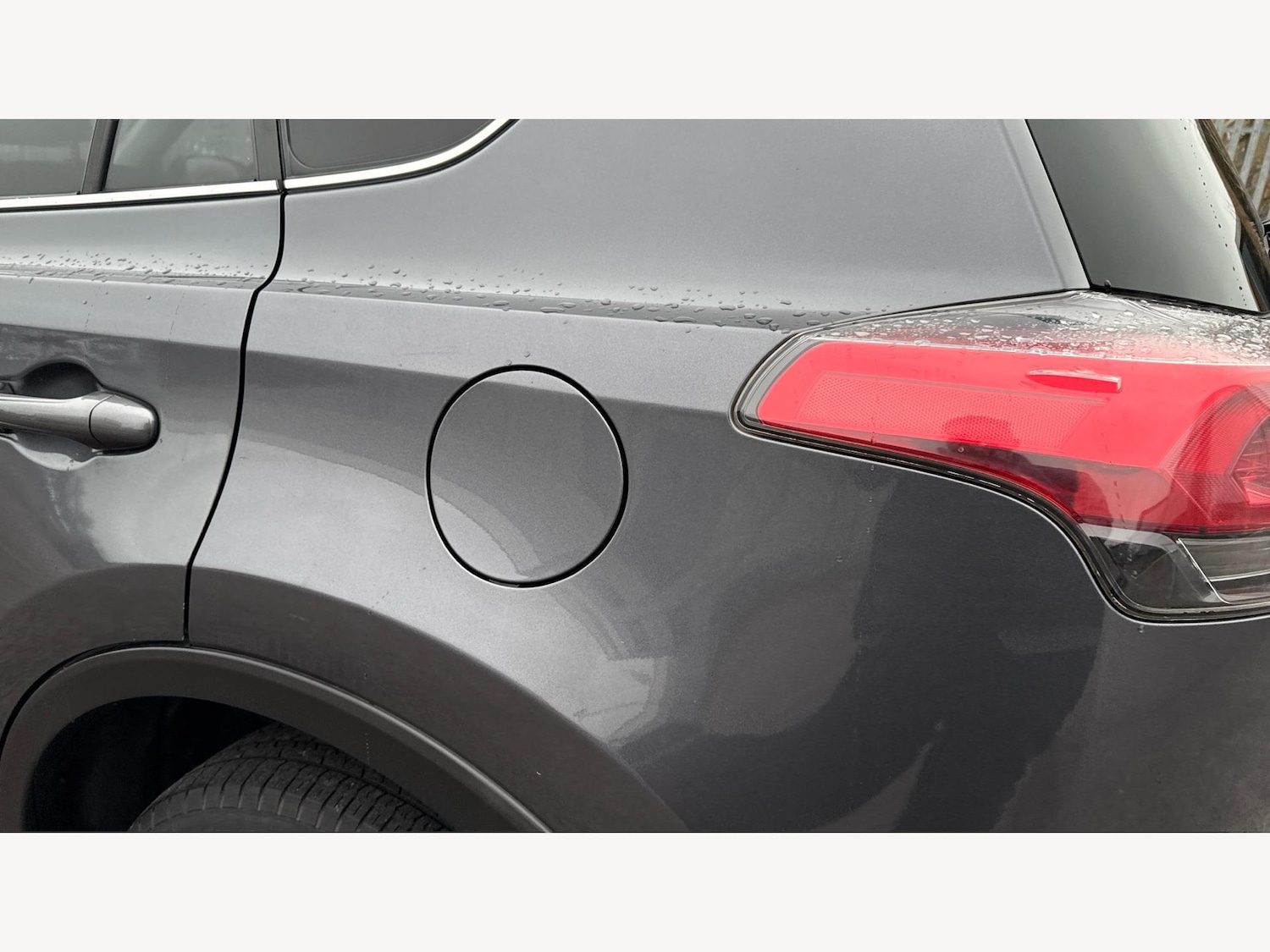 Used Toyota RAV4 2018 for sale - 77331308: Photo 22