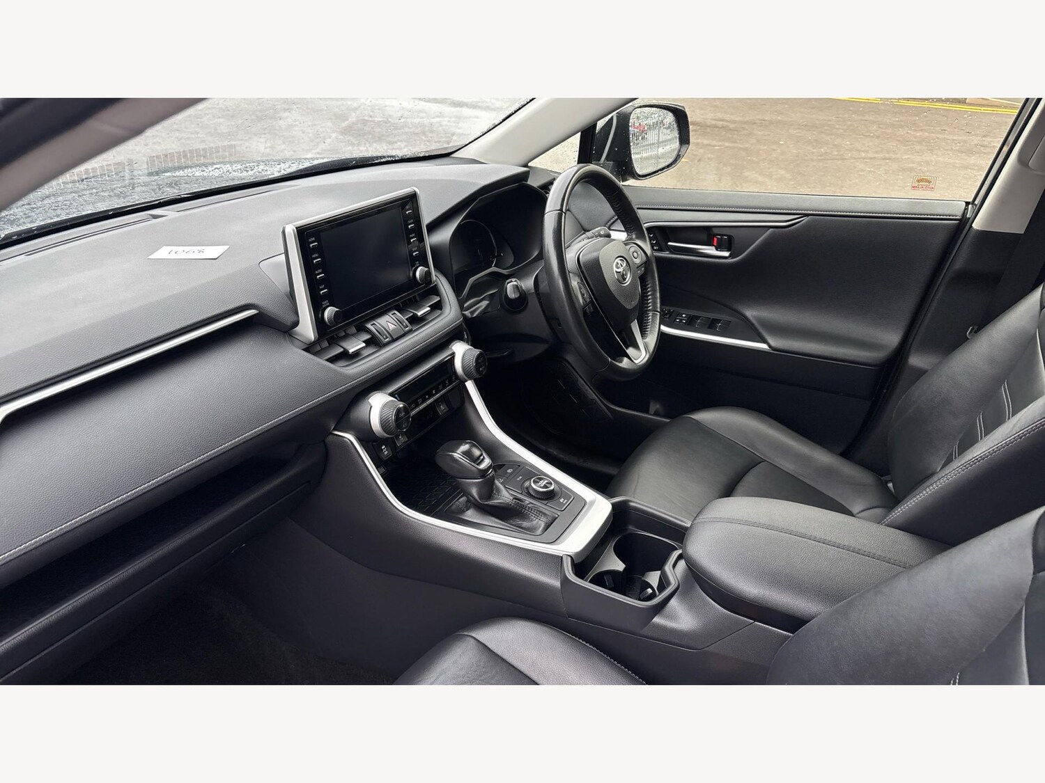 Used Toyota RAV4 2019 for sale - 76607418: Photo 12