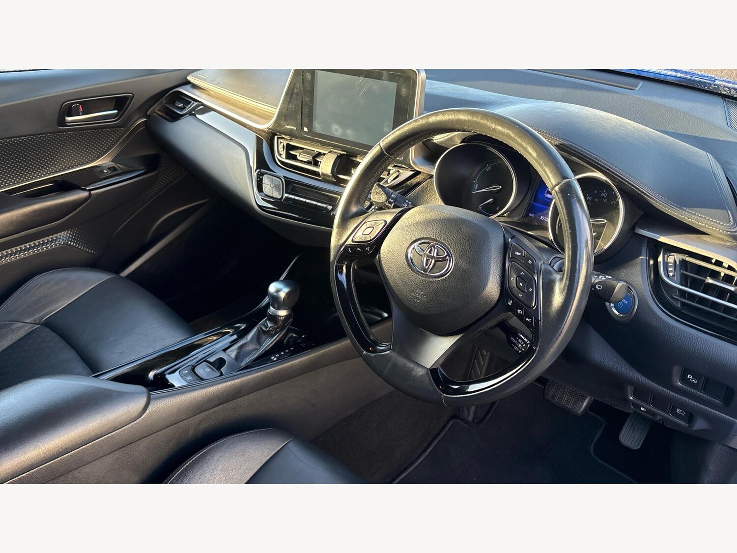 Used Toyota C-HR for sale - 77216019: Photo 13