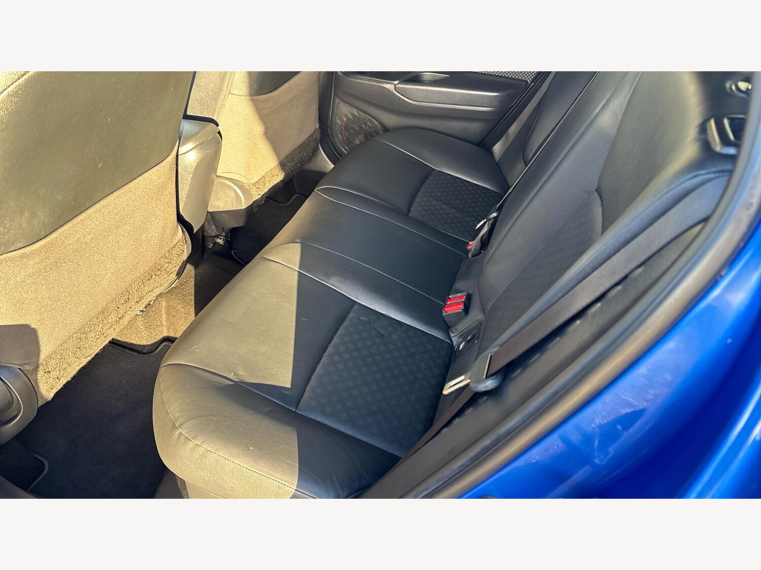 Used Toyota C-HR for sale - 77216019: Photo 15