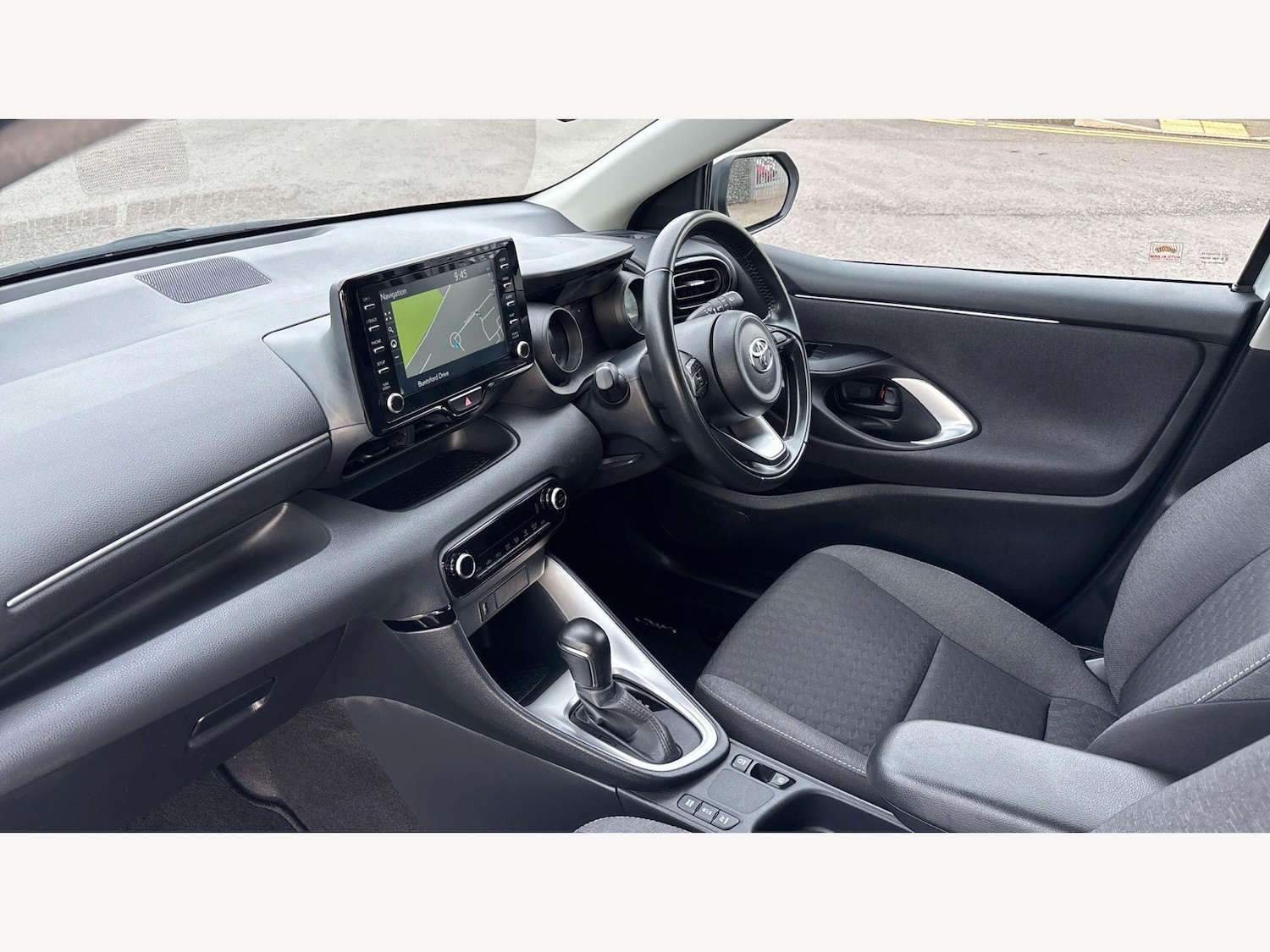 Used Toyota Yaris for sale - 77768275: Photo 12