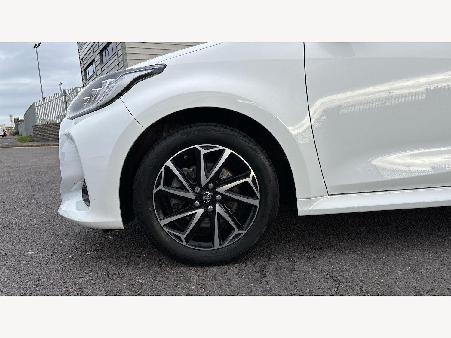 Used Toyota Yaris for sale - 77768275: Photo 20