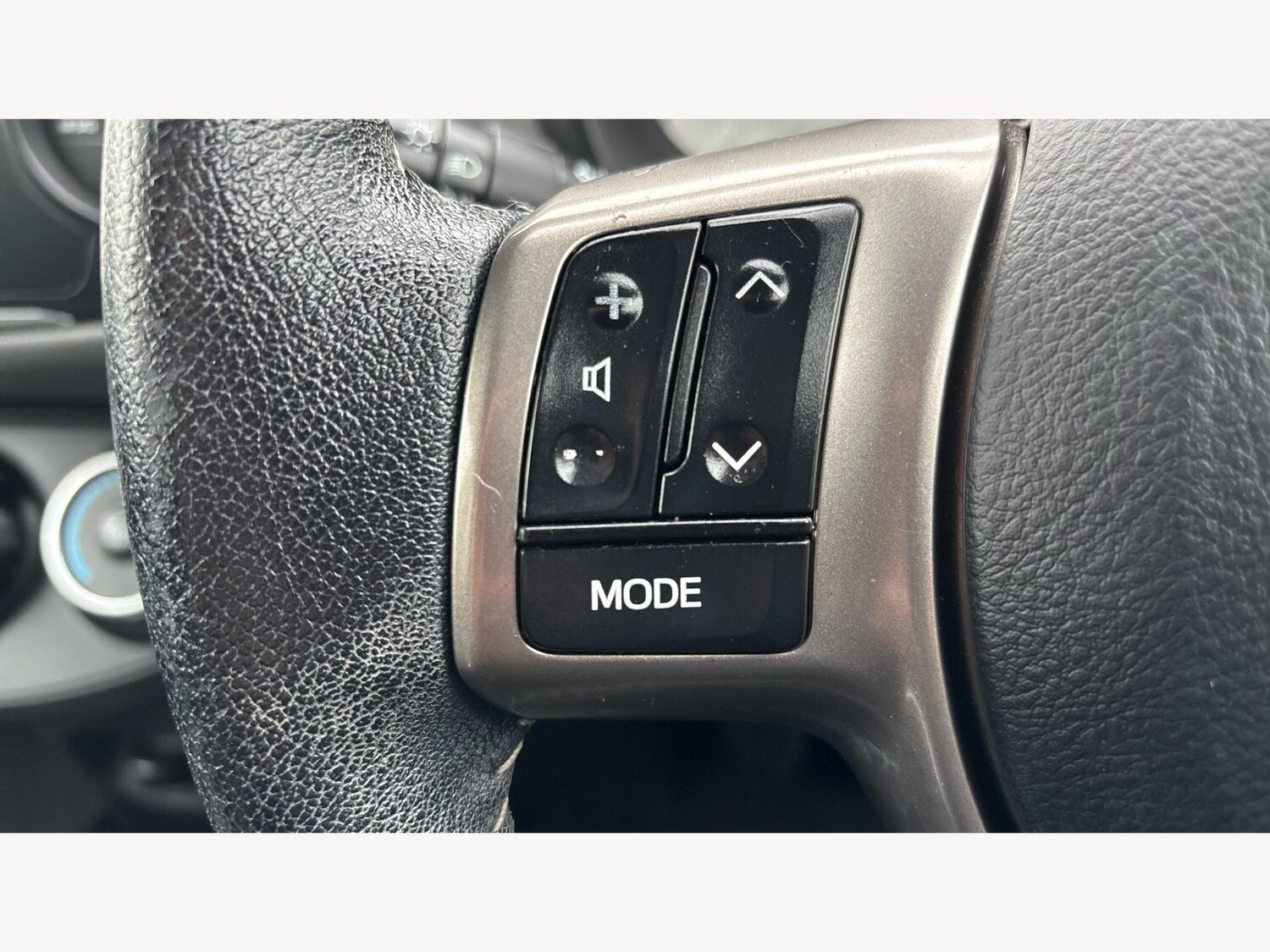 Used Toyota Yaris 2016 for sale - 76562082: Photo 24