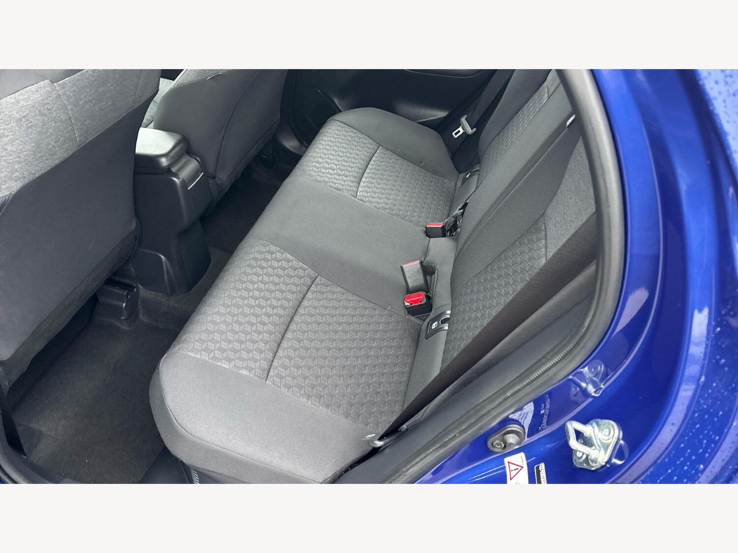 Used Toyota Yaris 2023 for sale - 77175876: Photo 15