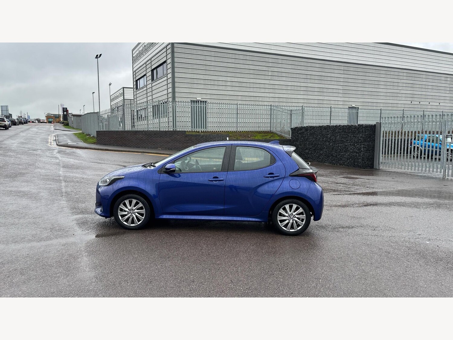 Used Toyota Yaris 2023 for sale - 77175876: Photo 19