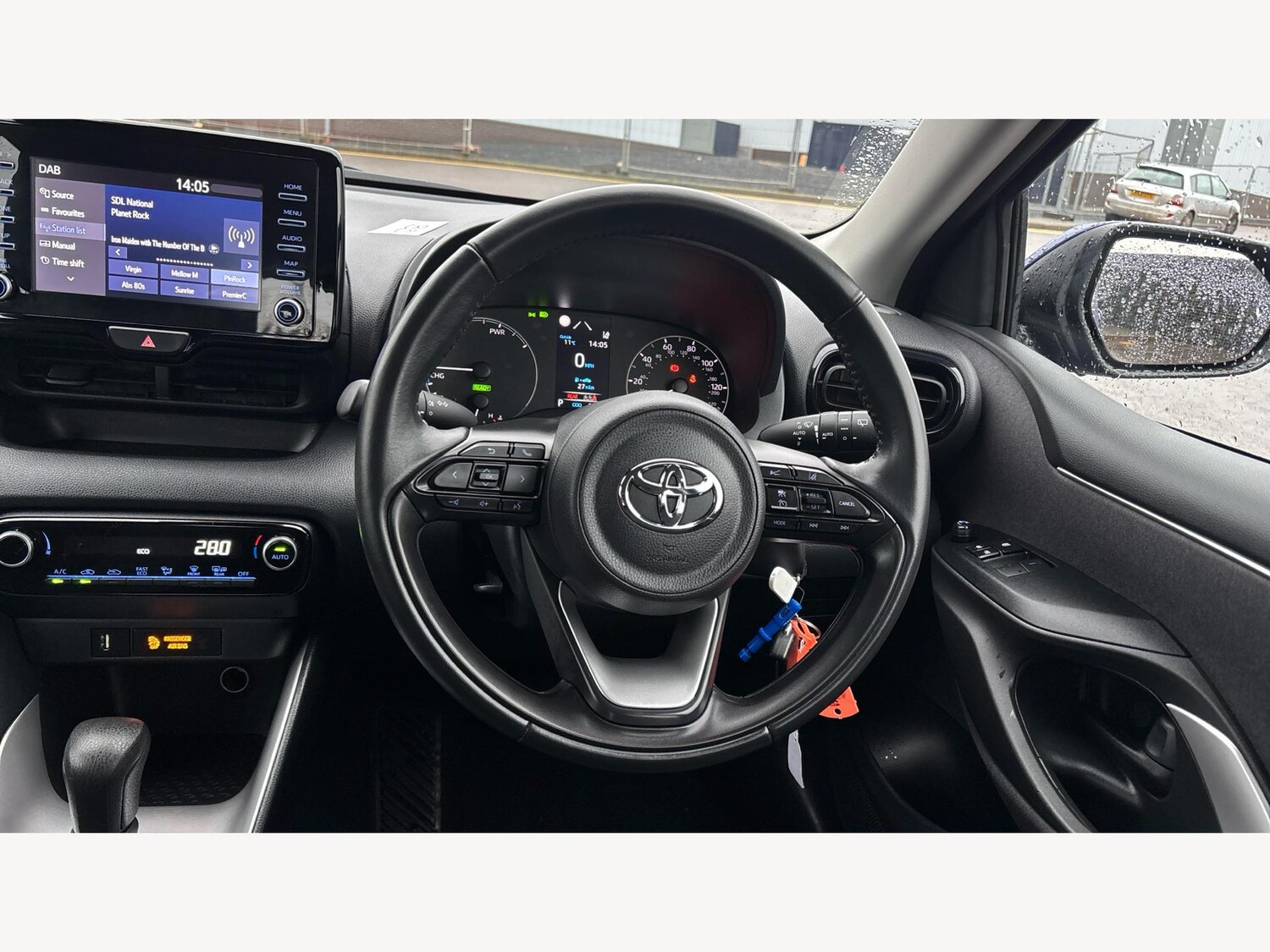 Used Toyota Yaris 2023 for sale - 77175876: Photo 8