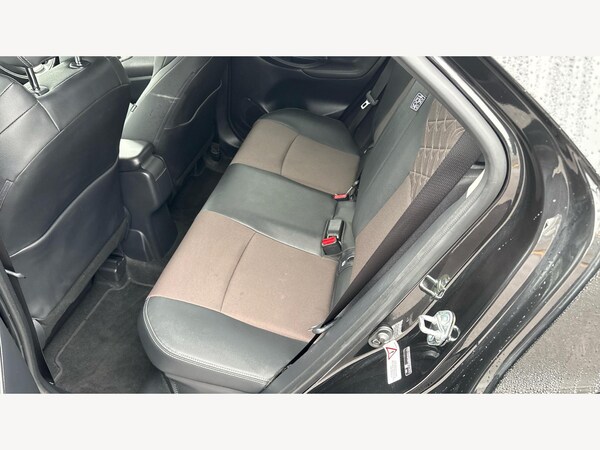Used Toyota Yaris Cross 2023 for sale - 76295363: Photo 15