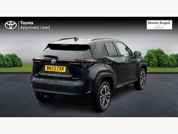 Used Toyota Yaris Cross 2023 for sale - 76295363: Photo 2