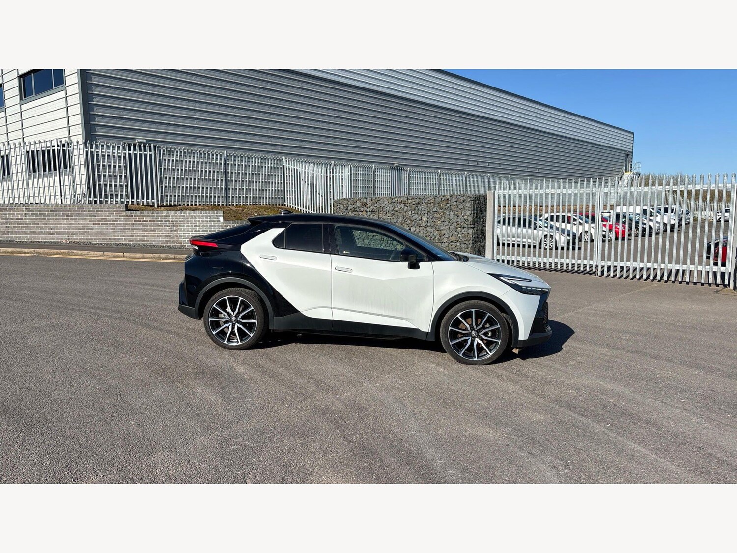 Used Toyota C-HR for sale - 77940529: Photo 18
