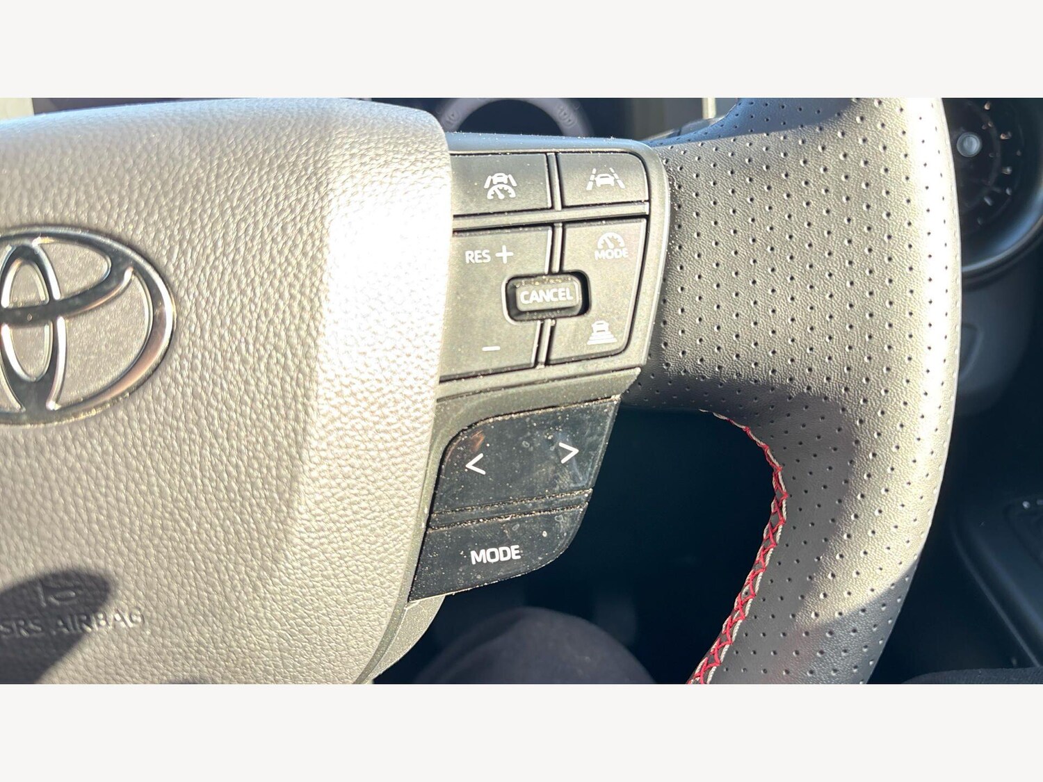 Used Toyota C-HR for sale - 77940529: Photo 25