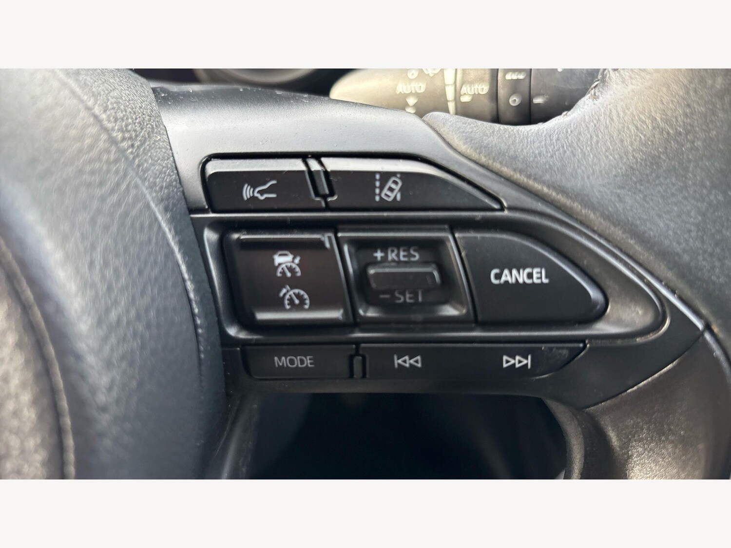 Used Toyota Yaris Cross 2024 for sale - 77783666: Photo 25