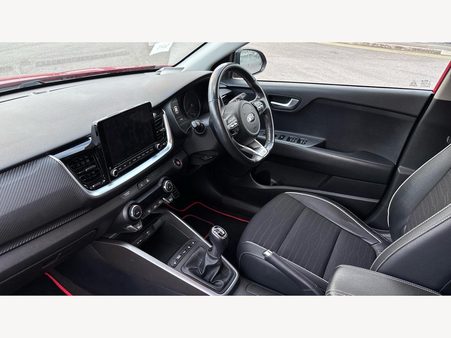 Used Kia Stonic 2021 for sale - 76512076: Photo 12