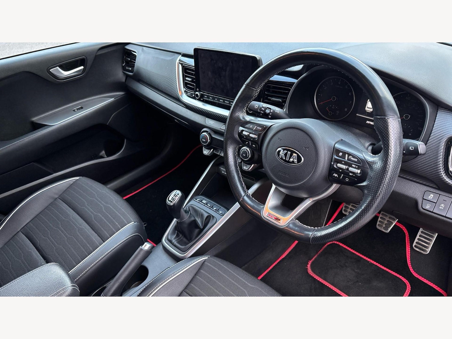 Used Kia Stonic 2021 for sale - 76512076: Photo 13