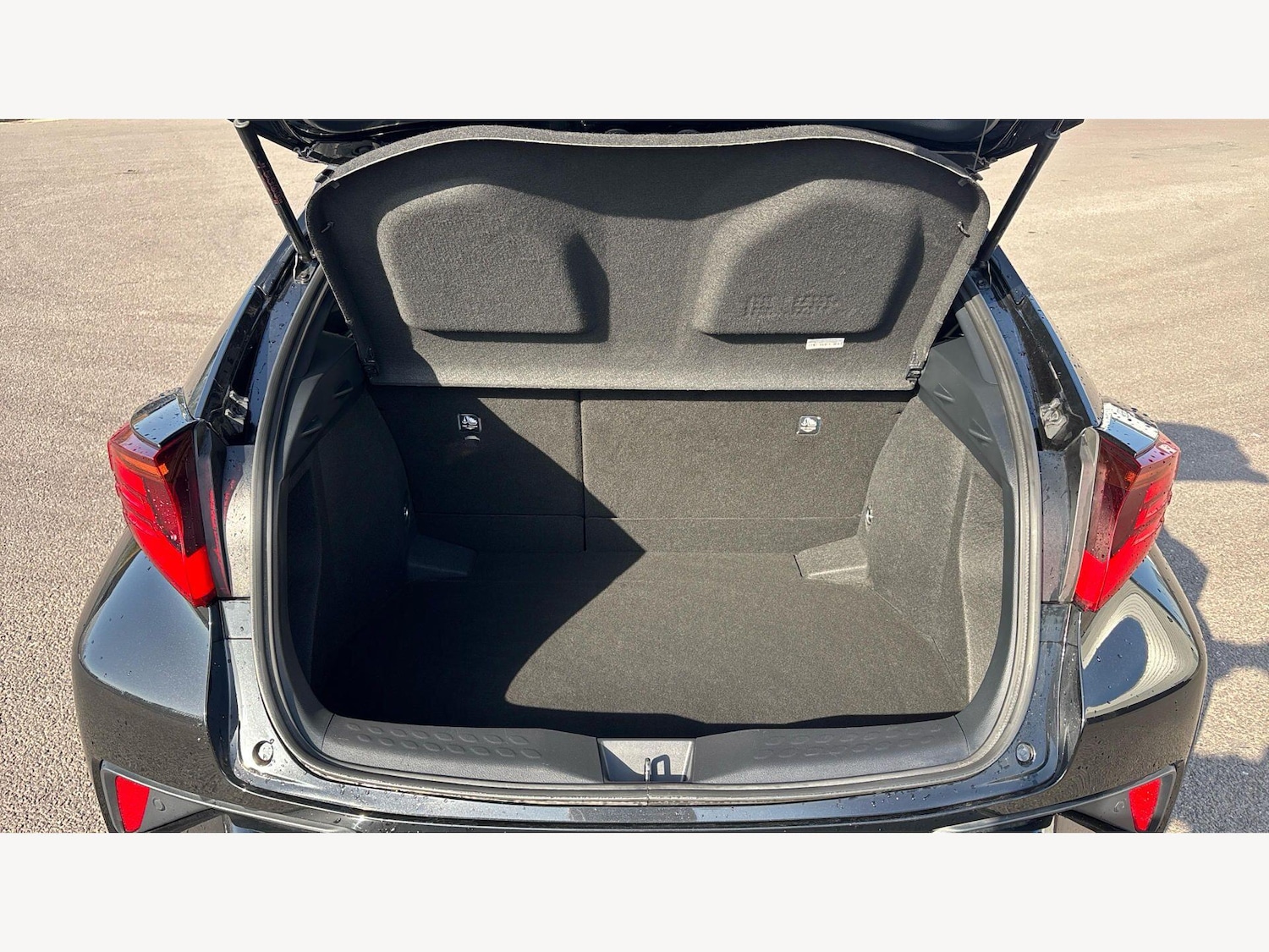 Used Toyota C-HR 2020 for sale - 78185472: Photo 15